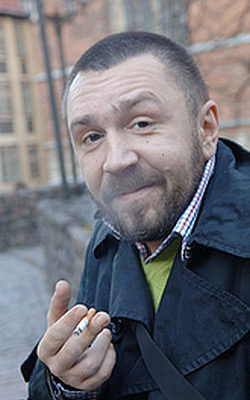 Сергей Шнуров. Портрет с сигаретой. 2011 год