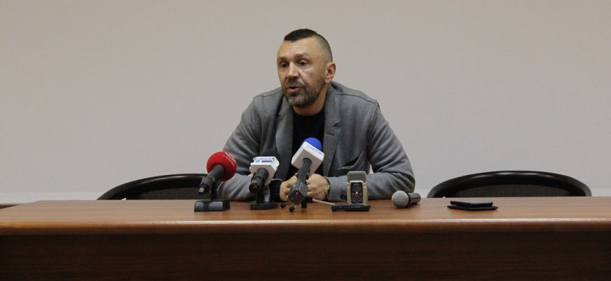Сергей Шнуров в Пензе, 3 октября 2014 год. Пресс-конференция